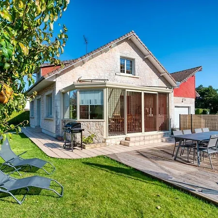 Holiday home Gite Gites De France - Gite De L'If