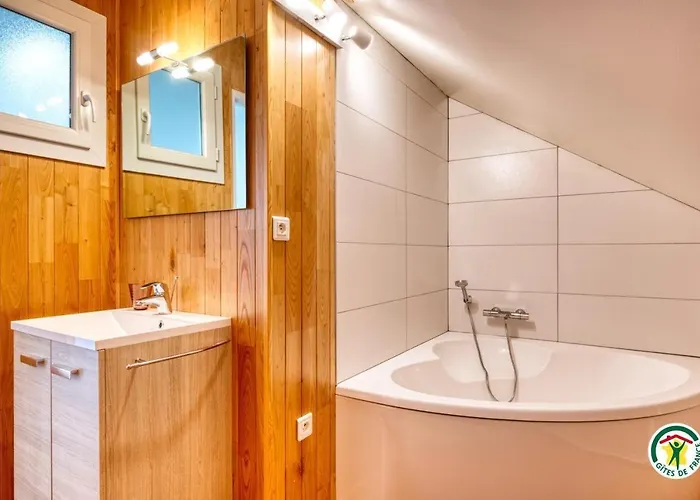 Holiday home Gite Gites De France - Gite De L'If Angerville-l'Orcher